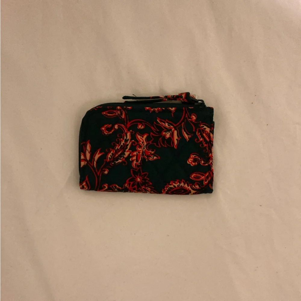 Vera Bradley Red Floral Zip Card Pouch - Picture 3 of 4